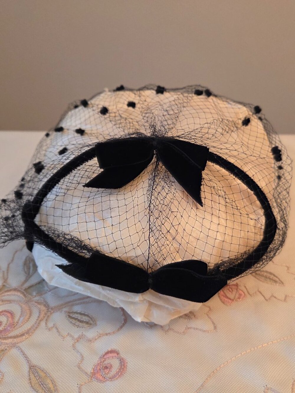 Vintage Velvet Bow Birdcage Veil
